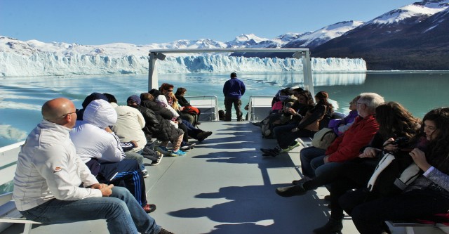 Visit El Calafate Perito Moreno Glacier, Boat Cruise & Glaciarium in El Calafate