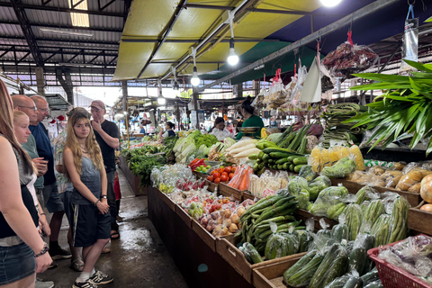 Aonang: Thaise kookles met markt- en moestuintourAonang: Thaise kookles met markt- en keukentuintour
