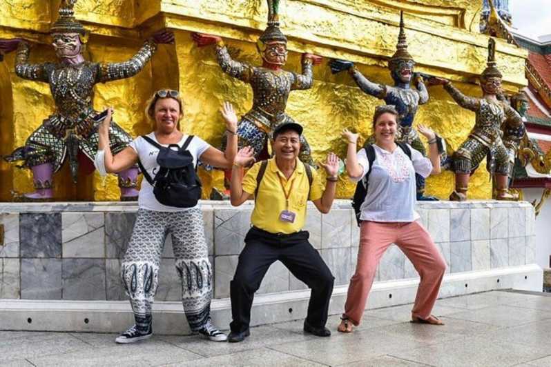 Bangkok: City Highlights and Landmarks Private Walking Tour
