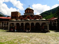 Rila修道院和Boyana教堂音频指导之旅+免费选秀 - Housity
