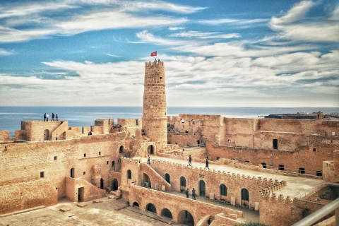 Van Tunis: sightseeingtour Sousse en MonastirVan Tunis: sightseeingtour Sousse en Mounastir