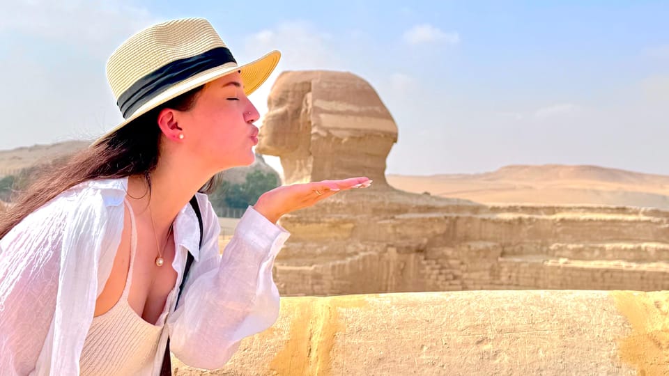 Cairo: Pyramids, Sakkara & Memphis Tour with Lunch