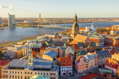 Riga: Tour de 2 días en autobús de paradas libres