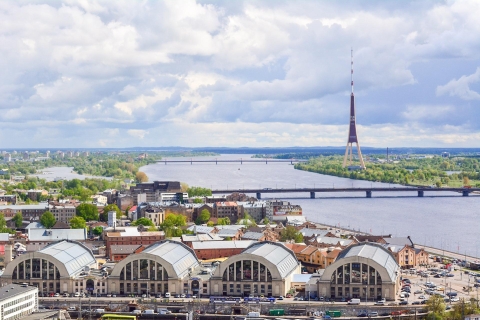 Riga: Private Tour with a Local Guide 5-Hour Tour
