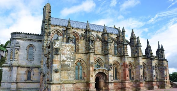 From Edinburgh: Rosslyn Chapel & Scottish Borders Tour