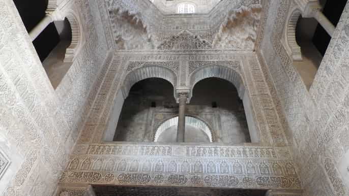 alhambra private night tour maximum 10 people