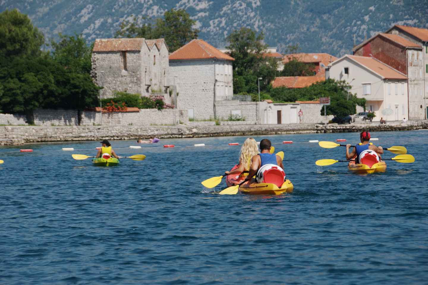 Bahía de Kotor: Tour en Kayak de 2.5 Horas