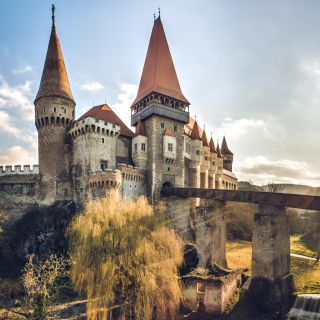 From Cluj: Day Trip to Corvin Castle and Alba Carolina