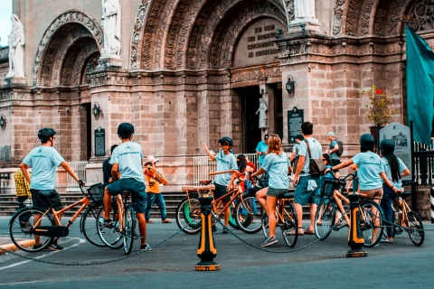 Manille : visite historique d'Intramuros en vélo en bambouVisite complète de 2,5 h