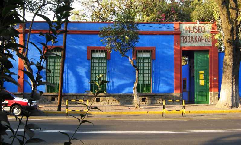 Mexico City: Frida Kahlo Museum, Coyoacan, and Xochimilco