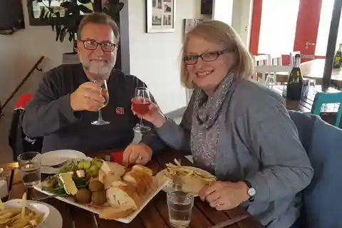 Tour gastronómico y vinícola de Martinborough con almuerzo desde Wellington