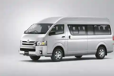 Khao Lak To Khao Sok Private Minivan & Car Transfer