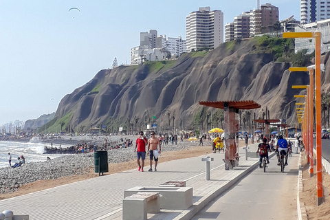 Miraflores : Visite guidée à vélo du Barranco bohèmeMiraflores: visite guidée à vélo de Barranco