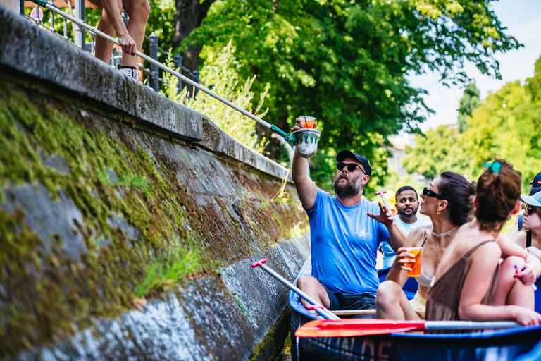 Berlin: Guided Tour by Canoe Berlin: Guided Tour by Canoe Sightseeing