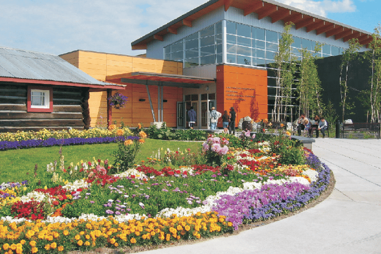 Tour de la ciudad de FairbanksRecorrido por la ciudad de Fairbanks