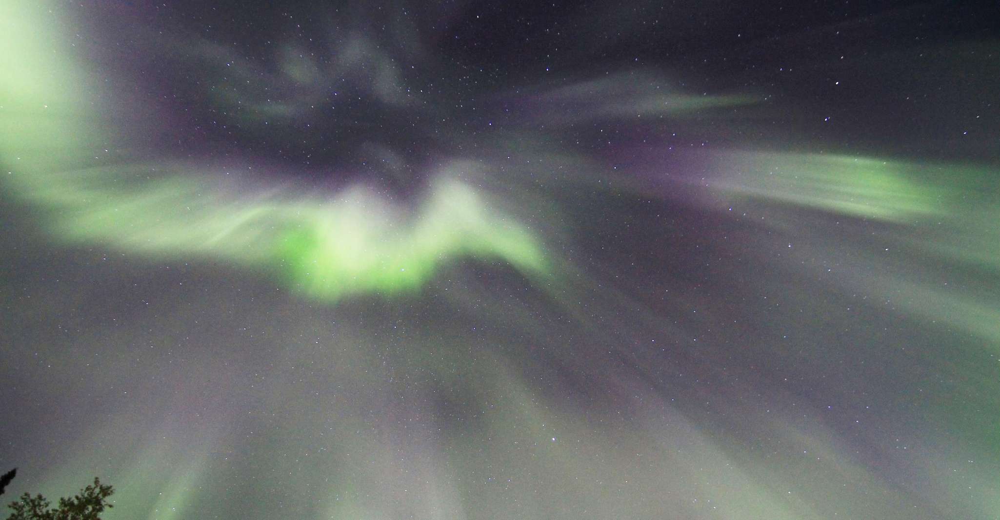 Late Night Yurt Dinner and Northern Lights - Housity