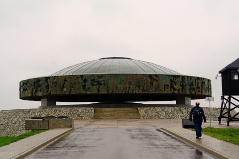 Warschau: concentratiekamp Majdanek & rondleiding door Lublin met gidsWarschau: Lublin & Majdanek Concentratiekamp Rondleiding met dagtour