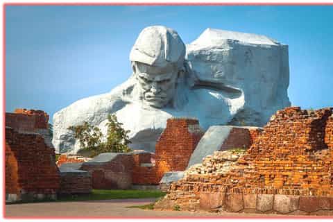 Brest: City and Brest Fortress Guided Tour