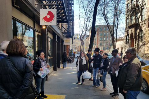 NYC: Guided Delicious Donut Tour with Tastings Underground Donut Tour