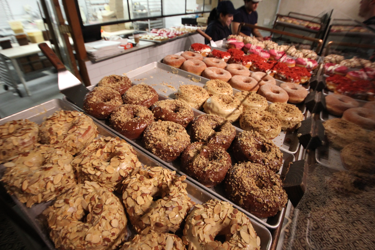 NYC: Guided Delicious Donut Tour with Tastings Underground Donut Tour