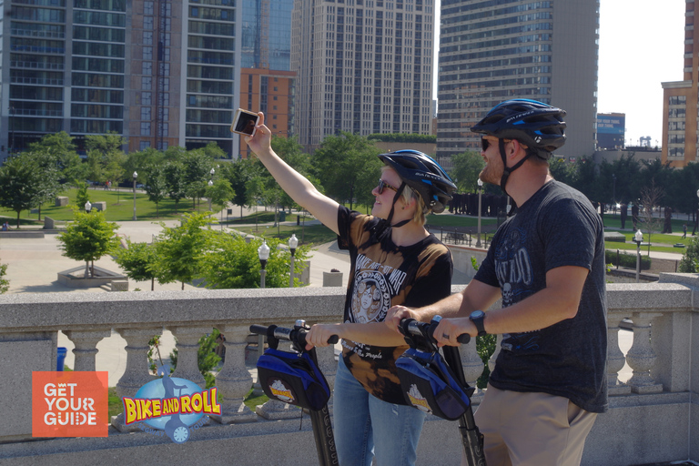 Niesamowita wycieczka segwayem po jeziorze po Chicago?Wycieczka segwayem nad jeziorem po Chicago?