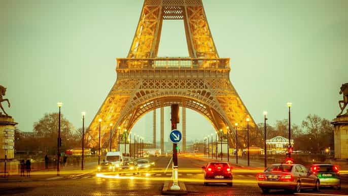 paris essentials 4hour guided walking tour