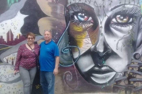 Tour privado por el barrio de la Comuna 13 y arte callejero(Copy of) Tour privado de mañana por la Comuna 13 y arte callejero