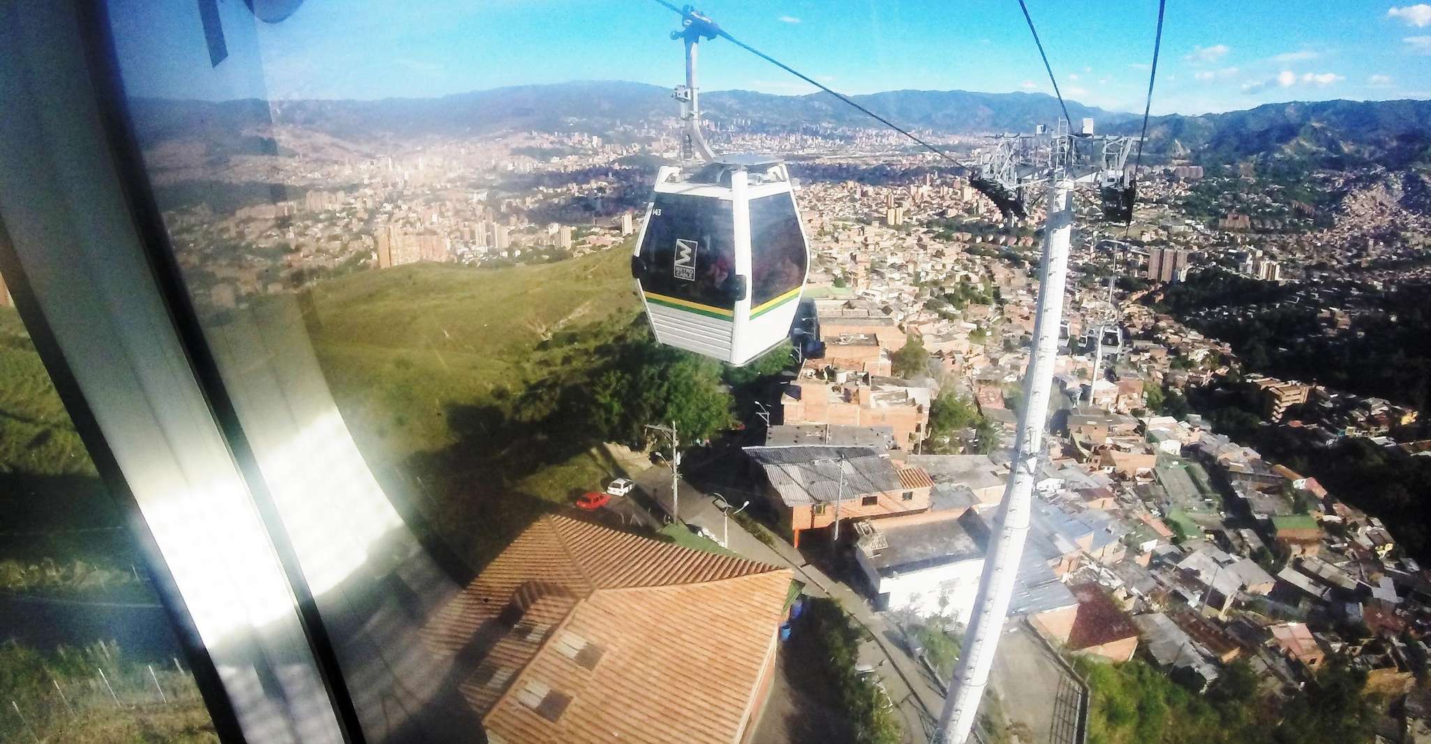 Medellin Metro, private Tour - Hizvo