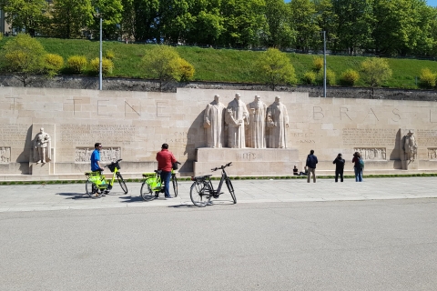 Geneva: United Nations Lake and Old Town E-Bike Tour