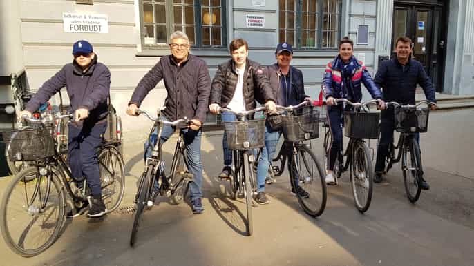copenhague aluguel de bicicletas e café