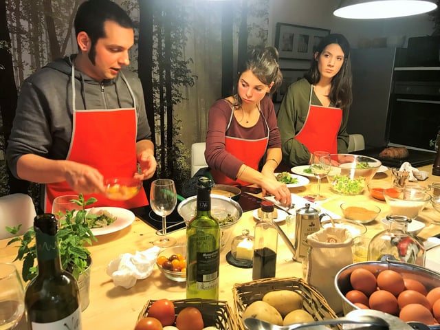 Taller de cocinado de paella en Barcelona, tapas, sangría y Boquería
