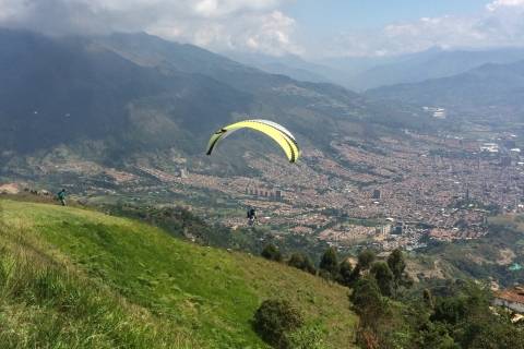 Paralotniarstwo w Andach z Medellín(Kopia) Paralotniarstwo w Andach z Medellín