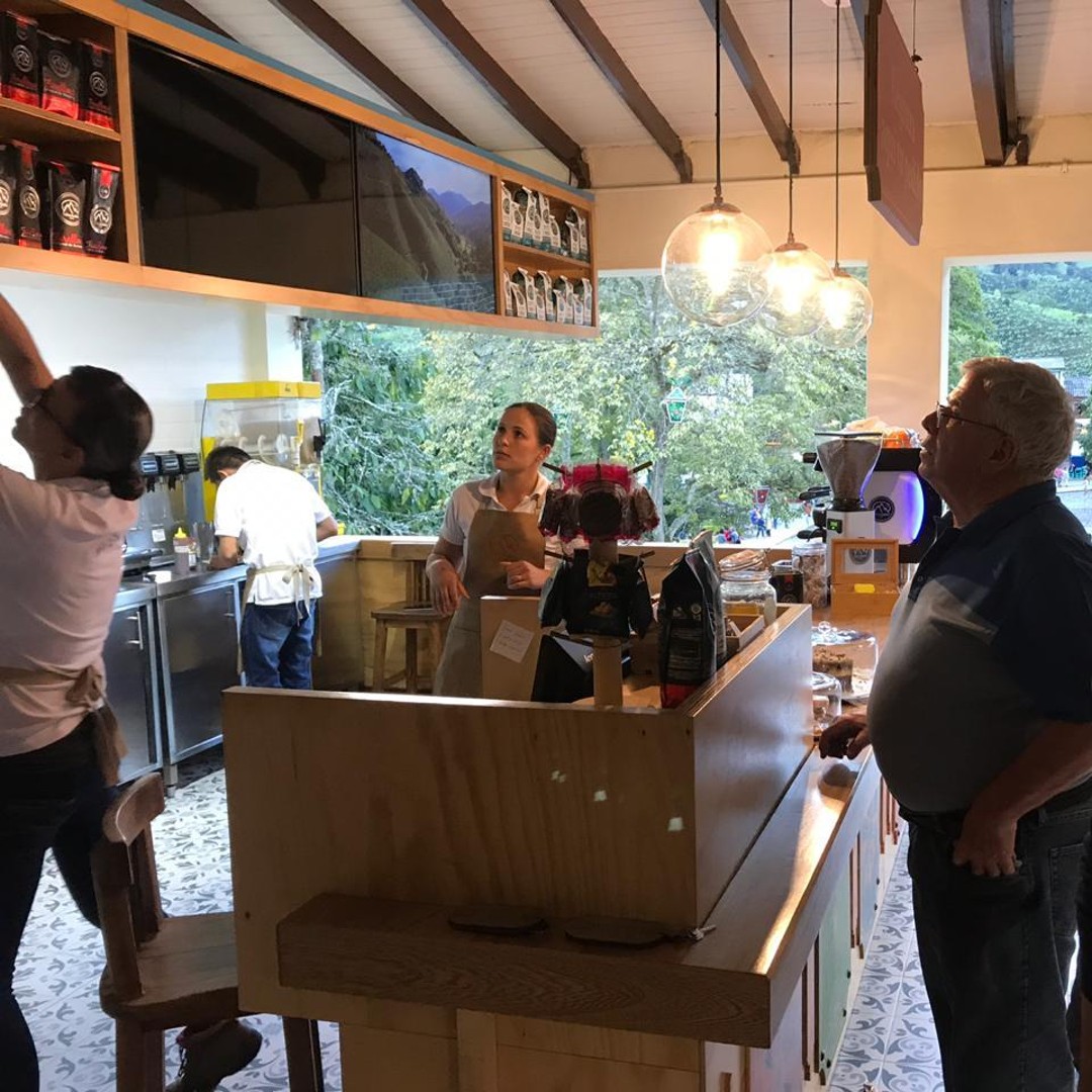 Colagem de mídia