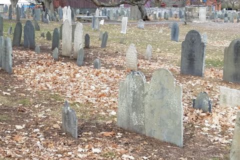 Salem: Grave Matters Cemetery Tour