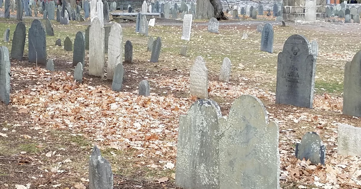 salem cemetery tours