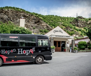 Queenstown & Gibbston Valley: Hop-On Hop-Off Wine Tours