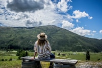 Queenstown & Gibbston Valley, Hop-On Hopoft Wine Tours - Housity