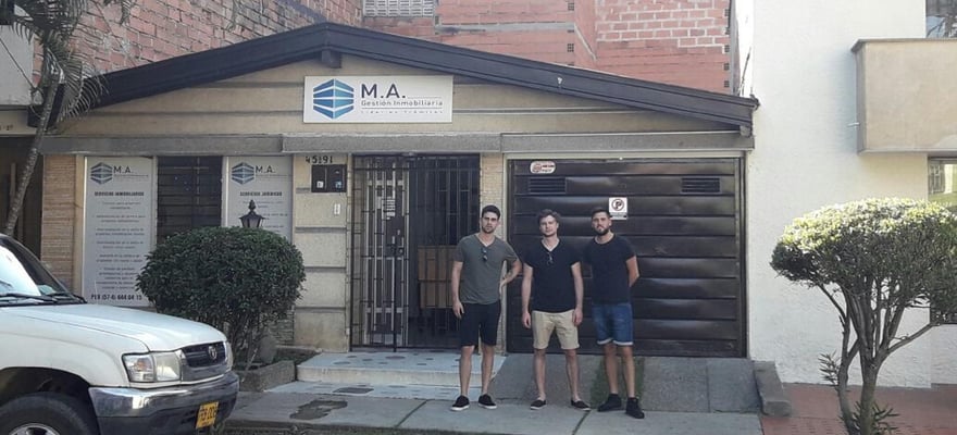 The BEST Pablo Escobar Mural Sightseeing on wheels 2023 - FREE ...