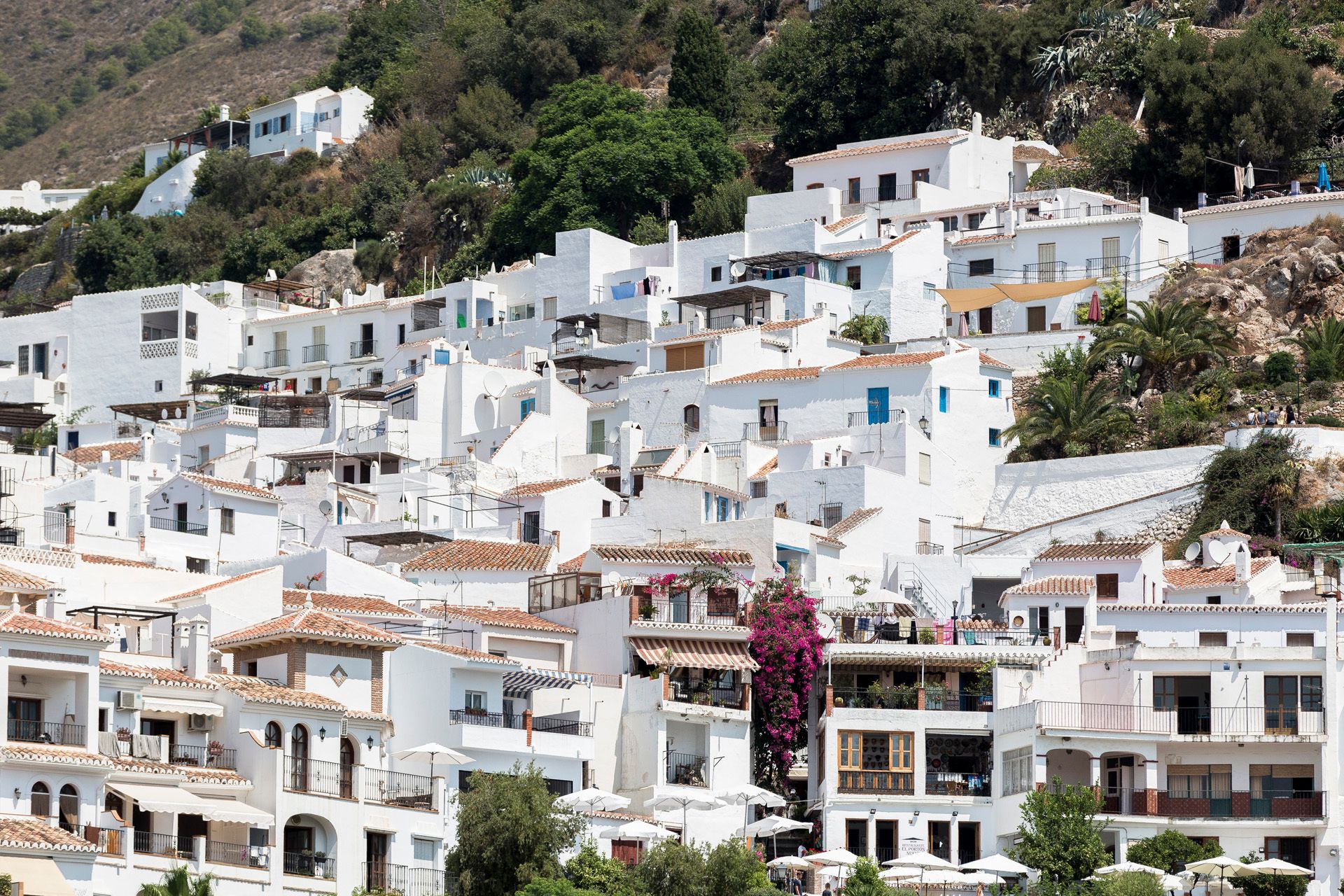 Von Málaga: Tour nach Nerja und Frigiliana