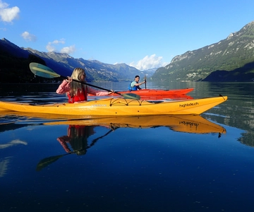 Interlaken: Excursión en Kayak por el Lago Turquesa de Brienz