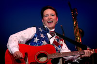 Pigeon Forge, Patty Waszak Music and Comedy Show - Housity