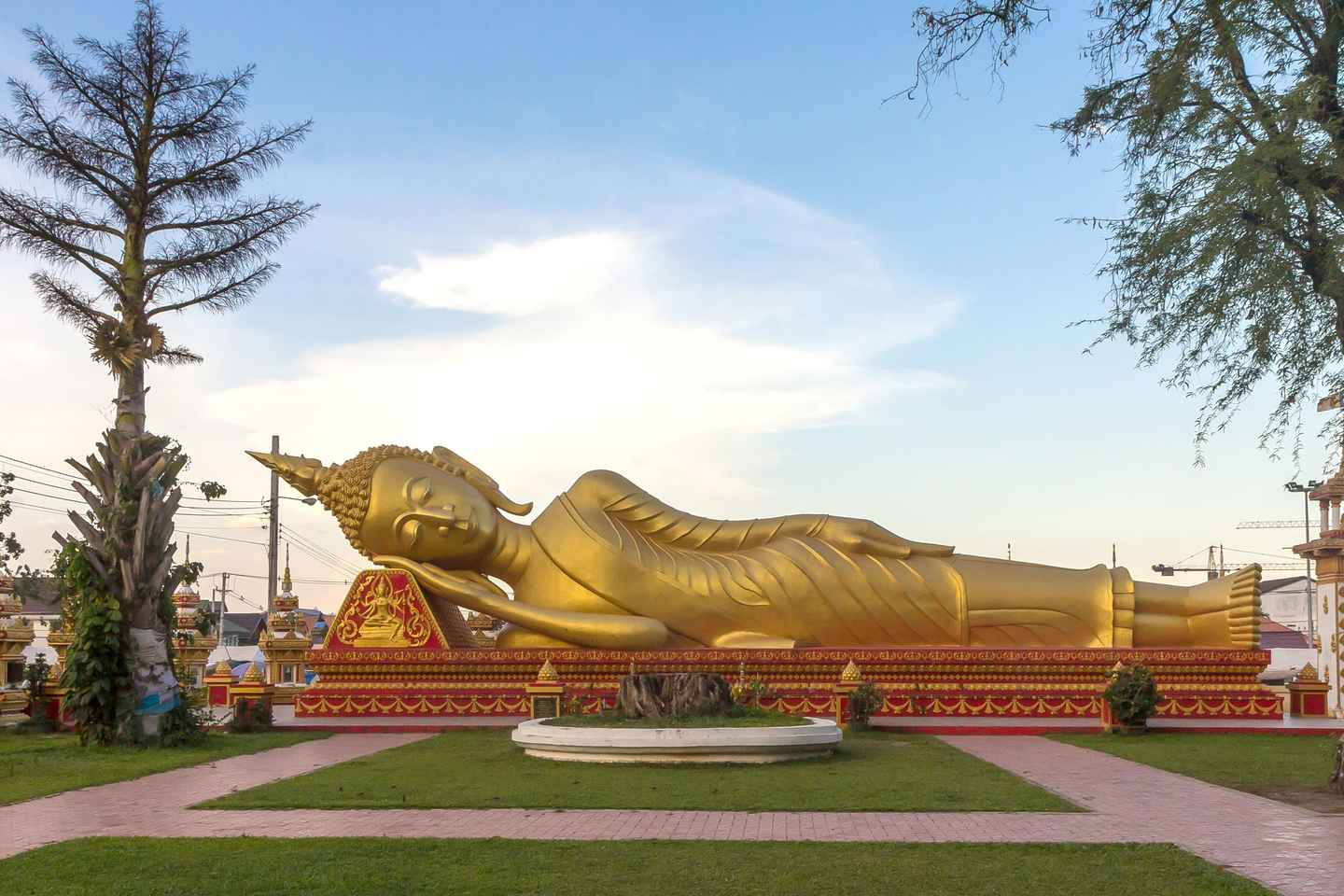 Vientiane: Private Full-day Must-See Sights & Sunset Tour - Vientiane: Private Full-day Must-See Sights & Sunset Tour