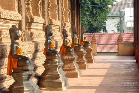 Vientiane: Private, ganztägige Sightseeing- und Sonnenuntergangstour