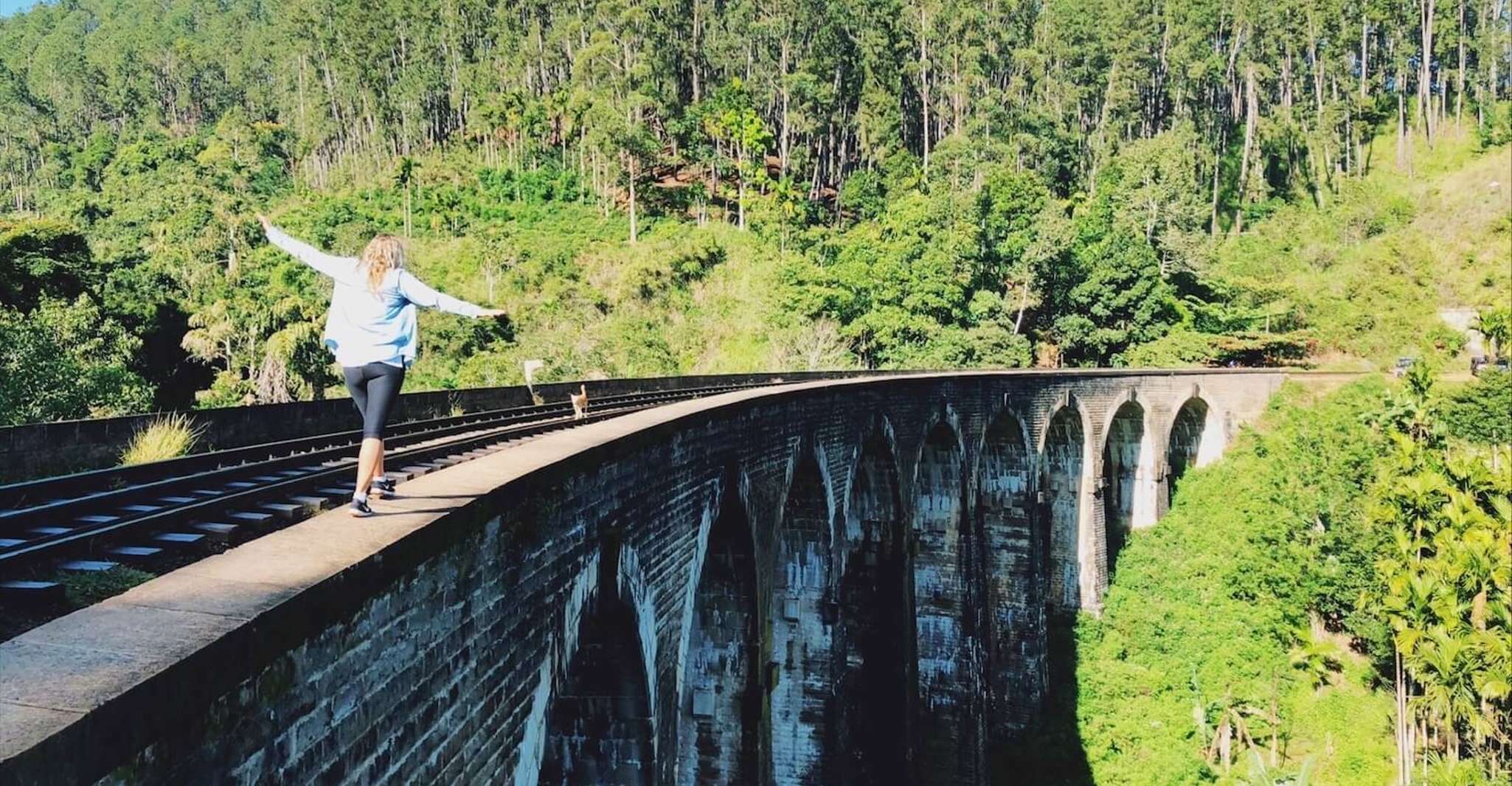 Ella Rock & 9 Arch Bridge, Little Adams峰,转移 - Hizvo