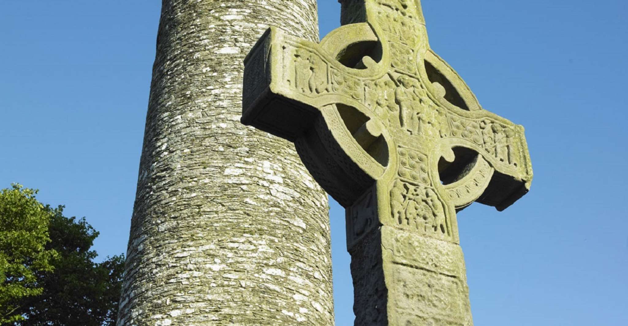 Dublin, Boyne Valley with Newgrange and Bru Na Boinne Entry - Housity