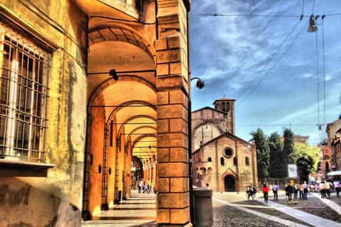Bologna: City Center Walking Tour