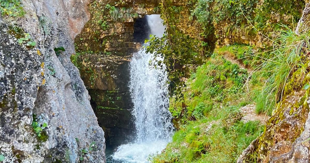 excursi-n-al-ca-n-de-nivica-y-la-cascada-de-peshtura-getyourguide