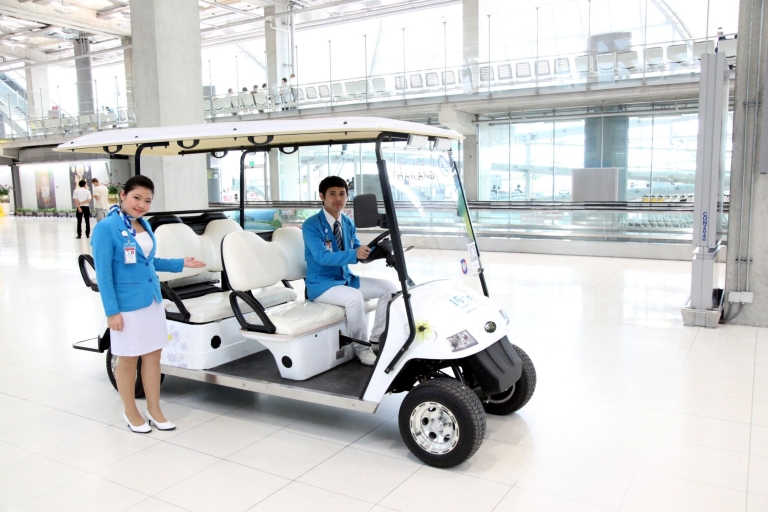 Bangkok: Vía rápida en el aeropuerto de Suvarnabhumi y servicio de paquetesLlegada VIP Fast Track incluye Buggy y Traslado Privado