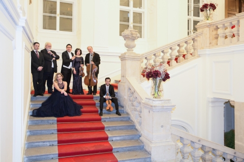 Vienna: Baroque Orchestra Concert and Dinner Class A
