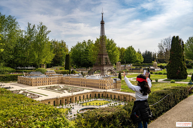 Paris: France Miniature Park Private Tour with Entry Ticket